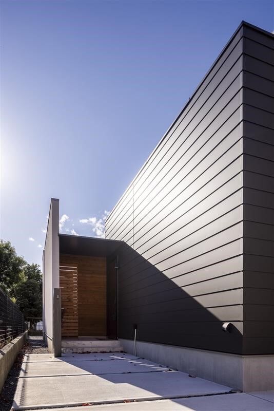 洛斗コーポレーション 【26坪台/2400万円】プライバシーを守りつつ、広々と暮らせる平屋の住まいの建築実例画像8