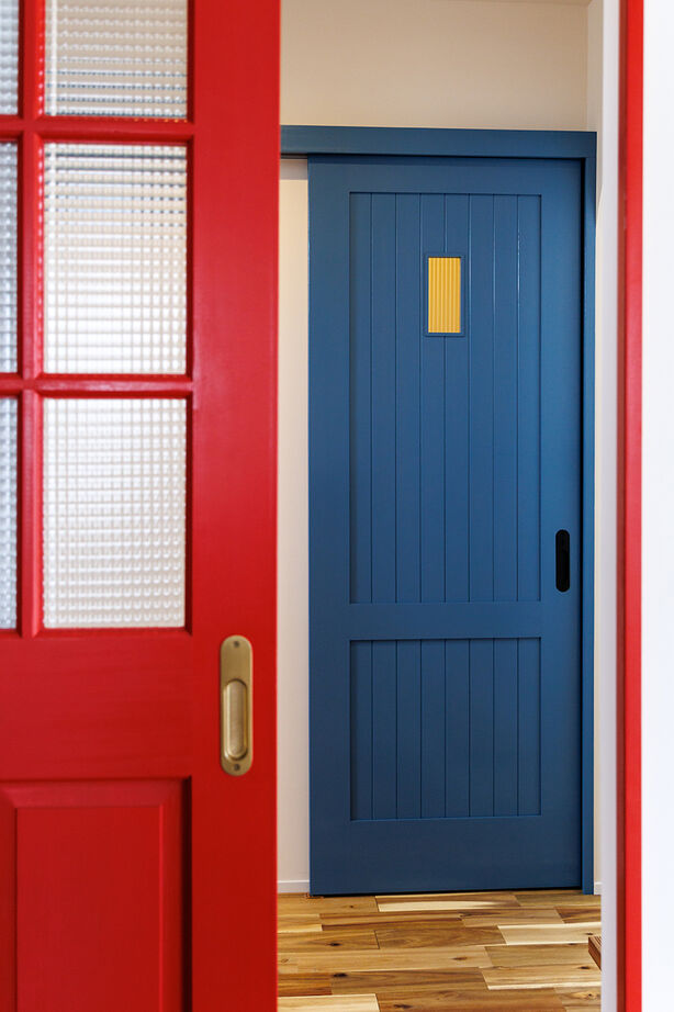 ヴィーヴル 【3000～3499万円×ドライウォール×サーファーズハウス】カバードポーチのあるカリフォルニアスタイルの家の建築実例画像8