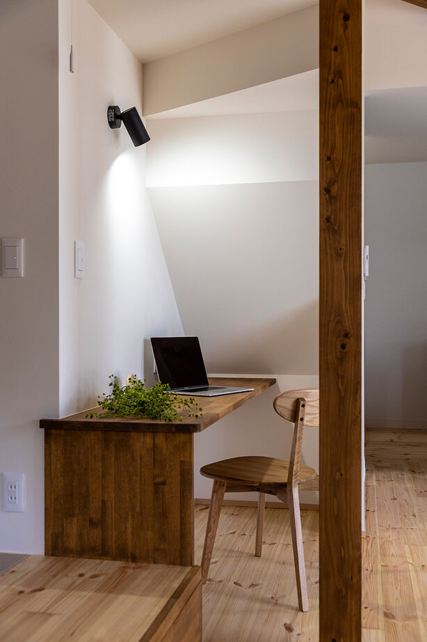 ヴィーヴル 【2500～2999万円×ドライウォール×北欧風ナチュラルモダン】約20帖の小屋裏収納がある平屋の家の建築実例画像7