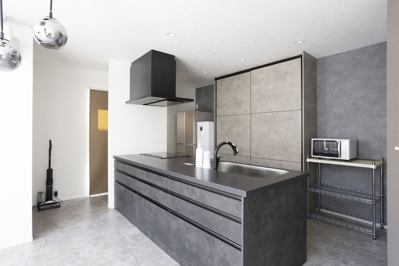 木暮らし工房サンハウス 【間取り図有／2000万円台前半／ペニンシュラキッチン／書斎】キッチンと床にこだわったおしゃれな家の建築実例画像6