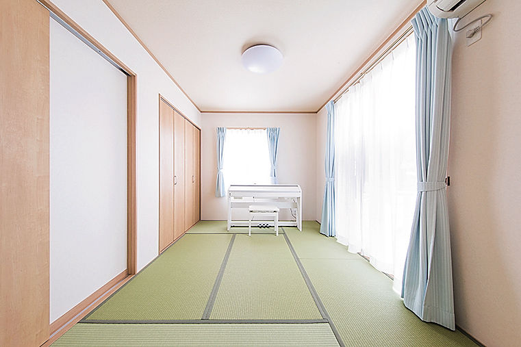 エルハウス（茅野市・諏訪市・松本市） 【4LDK平屋】動線バッチリ、明るさもクリア！平屋の快適な“真ん中”の建築実例画像4