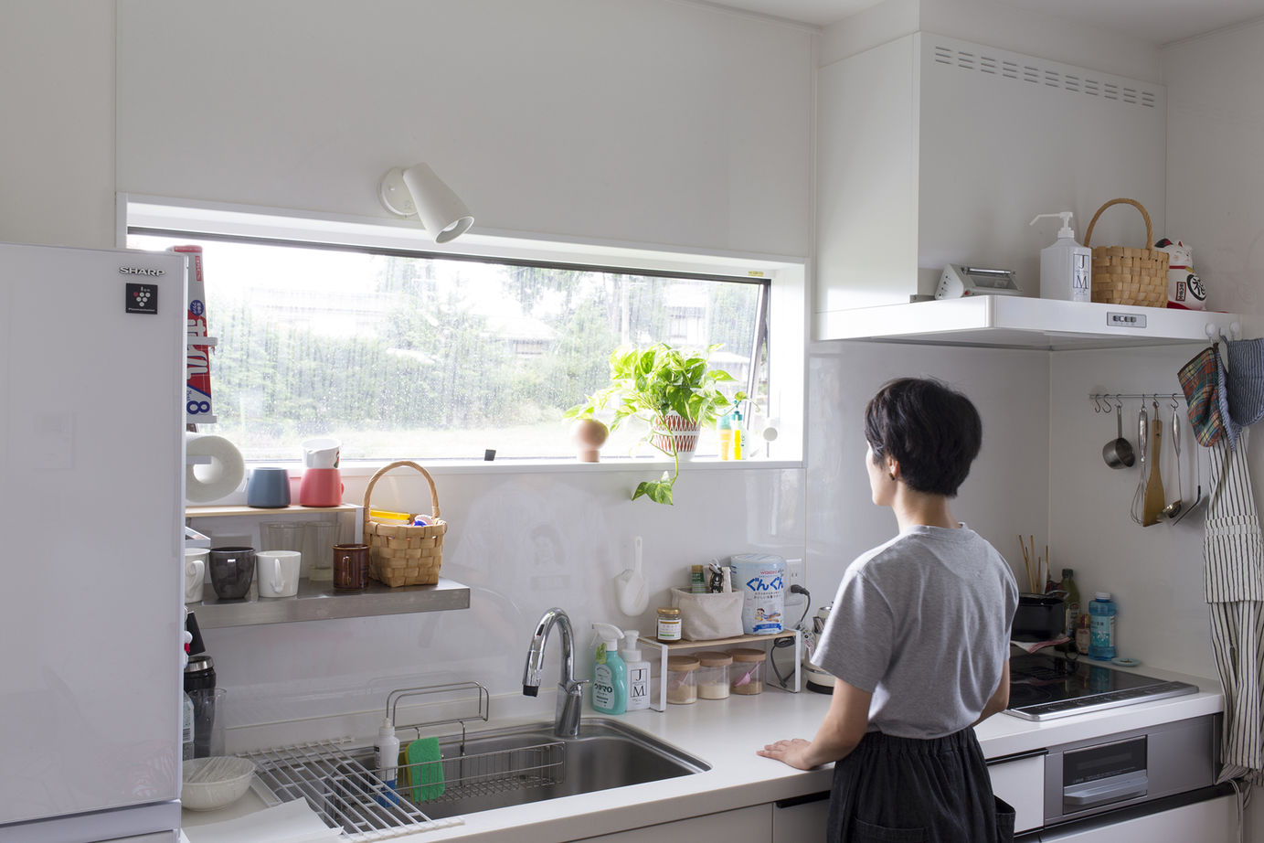 エルハウス（茅野市・諏訪市・松本市） 【3LDK２階建て】明るく開放感のあるリビングと土間風のキッチンが印象的な家の建築実例画像4