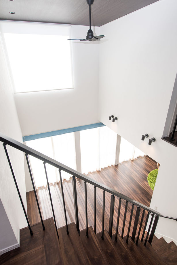 エルハウス（茅野市・諏訪市・松本市） 【3LDK2階建て】気分はアジアンリゾート！吹き抜けのある優雅な家の建築実例画像3