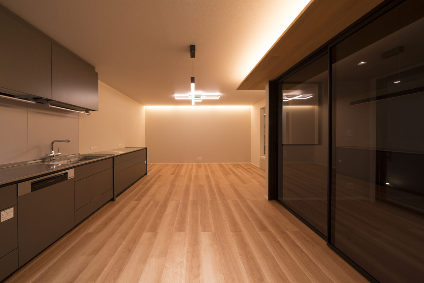 MBCハウス（MBC開発） 【家事らく動線/壁付キッチン/インナーテラス/ヌック】自分時間を大切にする家の建築実例画像7