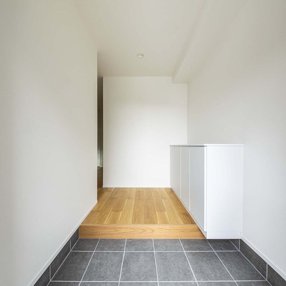 三和エステート 【2500～2999万円台/夫婦/31.6坪】「BBQのできる広々ルーフバルコニーがあるビルトインガレージの家」の建築実例画像8