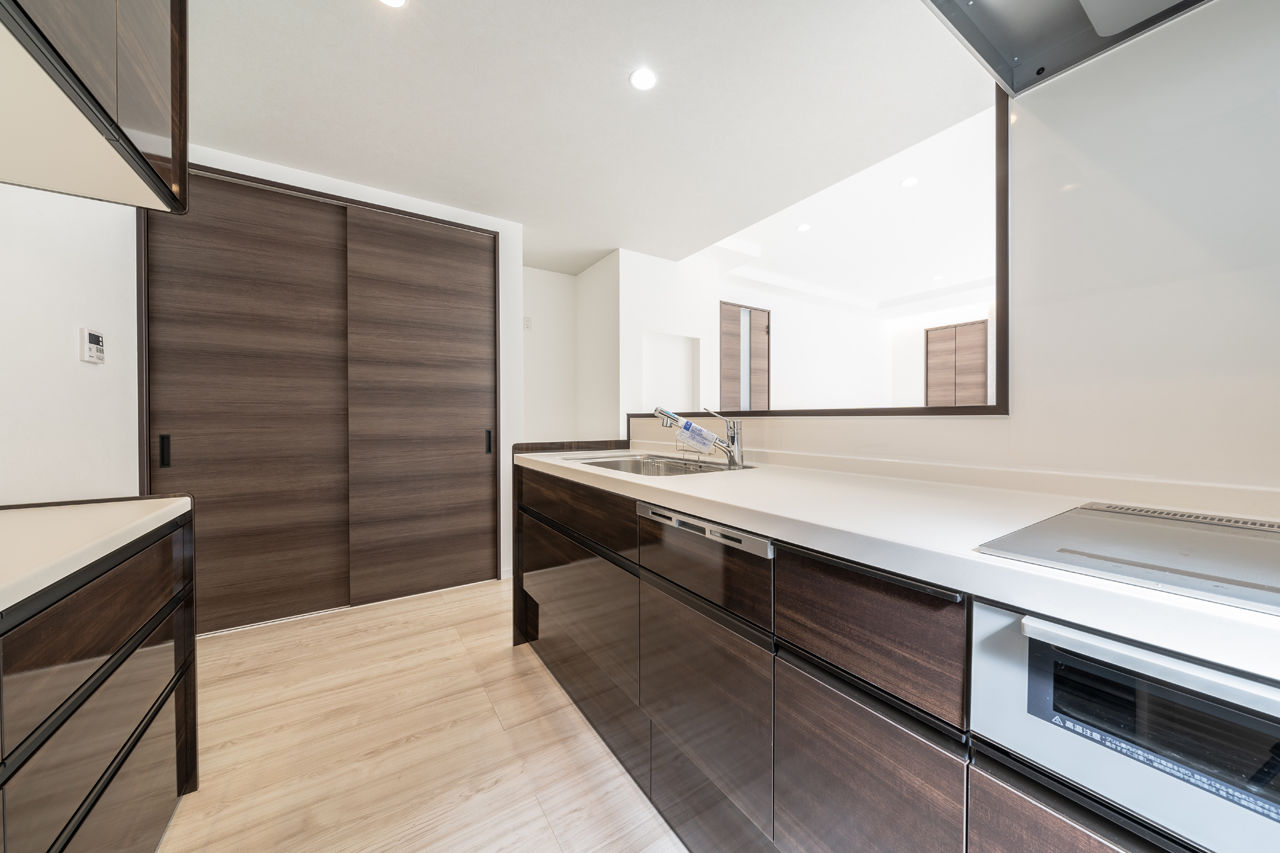 フロックス 【大阪/1000万円台で叶えた！/変形地/土地探し】南からたっぷりと自然光が入る開放感いっぱいの家の建築実例画像5