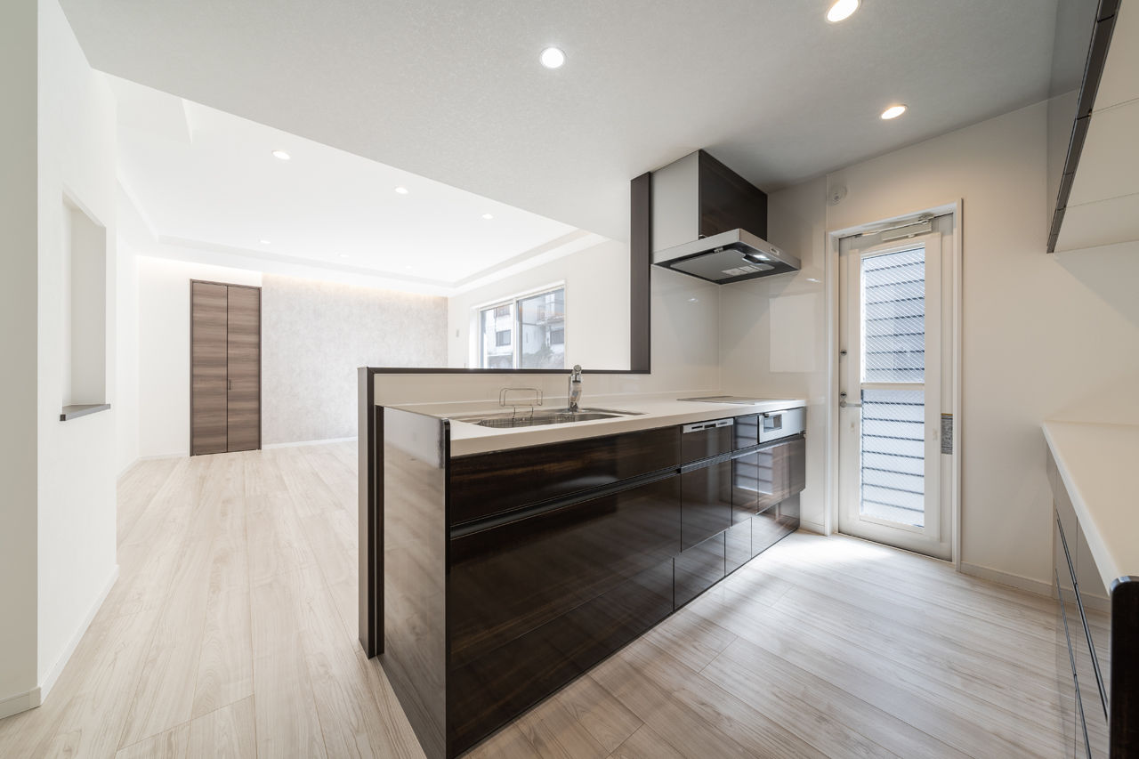 フロックス 【大阪/1000万円台で叶えた！/変形地/土地探し】南からたっぷりと自然光が入る開放感いっぱいの家の建築実例画像6