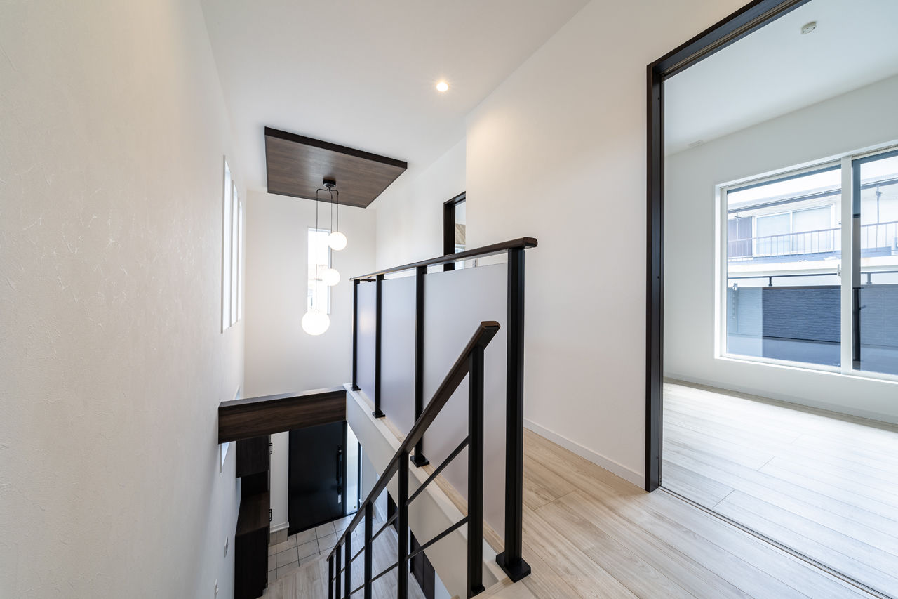 フロックス 【大阪/1000万円台で叶えた！/変形地/土地探し】南からたっぷりと自然光が入る開放感いっぱいの家の建築実例画像8