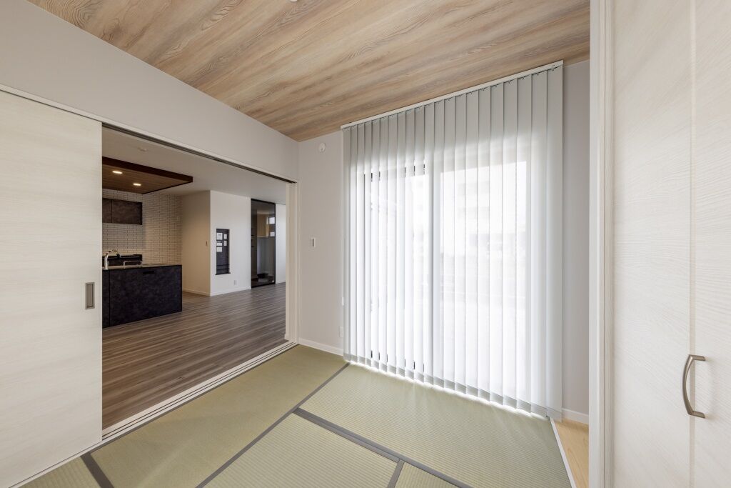 フロックス 【大東市/2世帯住宅/４LDK】設計の技術で北向きでも「明るい！！」を表現した光の間取りの建築実例画像8