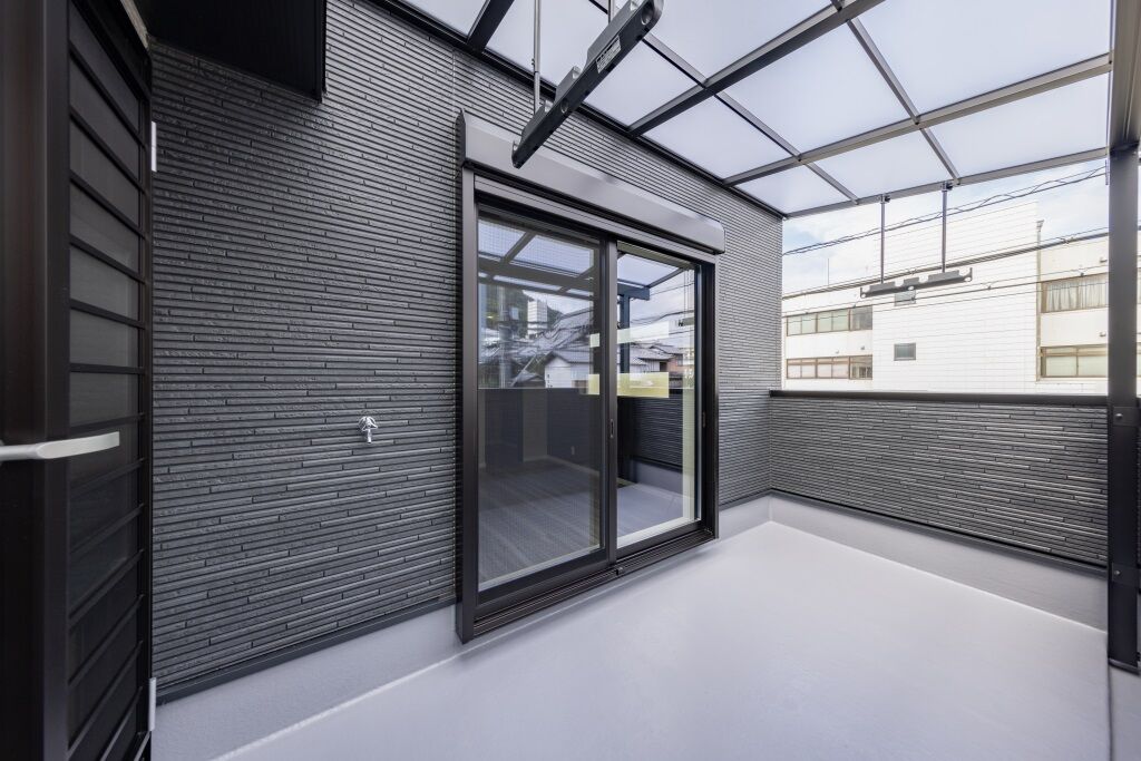 フロックス 【大東市/2世帯住宅/４LDK】設計の技術で北向きでも「明るい！！」を表現した光の間取りの建築実例画像14