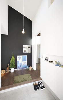 thinks  コンパクトに、自分らしく。 遊び心あふれる平屋スタイルの建築実例画像5