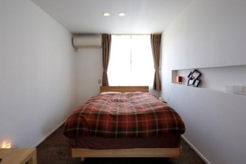 thinks  コンパクトに、自分らしく。 遊び心あふれる平屋スタイルの建築実例画像9