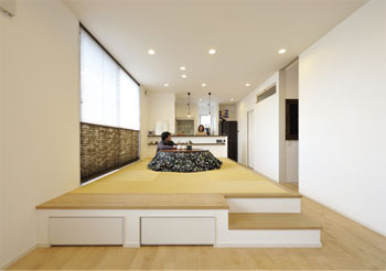 thinks  家族が集う空間を大切にした シンプルデザインの平屋の家の建築実例画像4