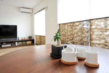 thinks  家族が集う空間を大切にした シンプルデザインの平屋の家の建築実例画像10