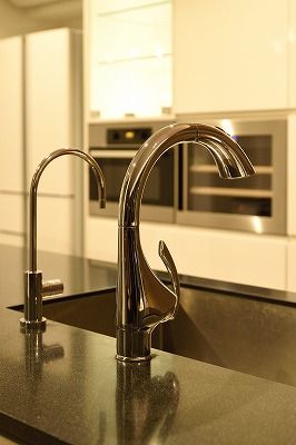 thinks  【平屋/2,400万円台/シンプルモダン】そこで過ごす『時』の流れを堪能。『自分』が『自分』に還れる住まいの建築実例画像9