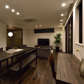 thinks  【平屋/2,600万円台/シンプルモダン】ゆっくりとした時間の流れを満喫。便利な家事動線で暮らしを楽しむ家の建築実例画像3