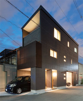 桝田工務店 【2000万円台|3階建て|ビルトインガレージ|間取り図有】間口3.5ｍの狭小地でもモダンで広がりのあるお家の建築実例画像2