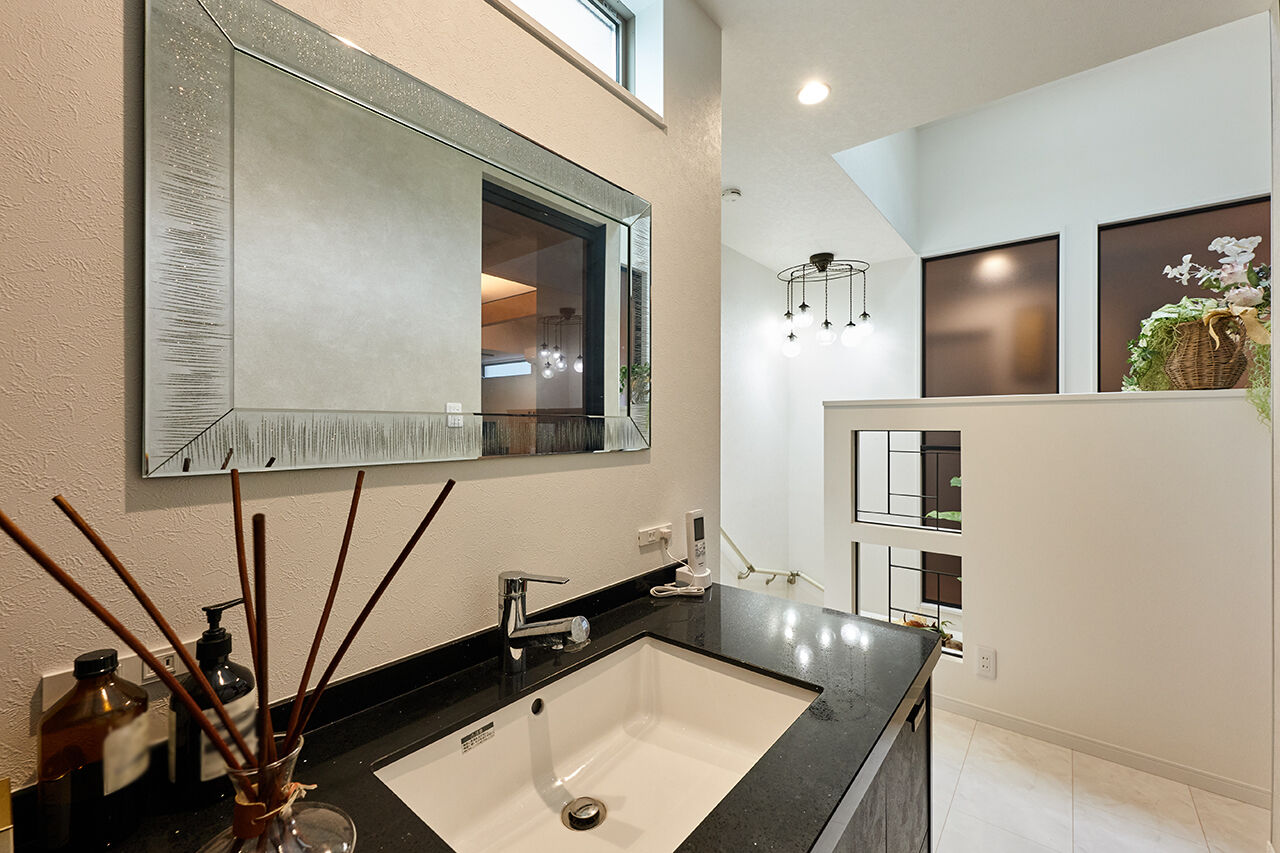 桝田工務店 【60坪台|2階建て|2世帯住宅】広々空間とスムーズな動線を実現した間取り、家族の想いに応えるオシャレな家の建築実例画像7