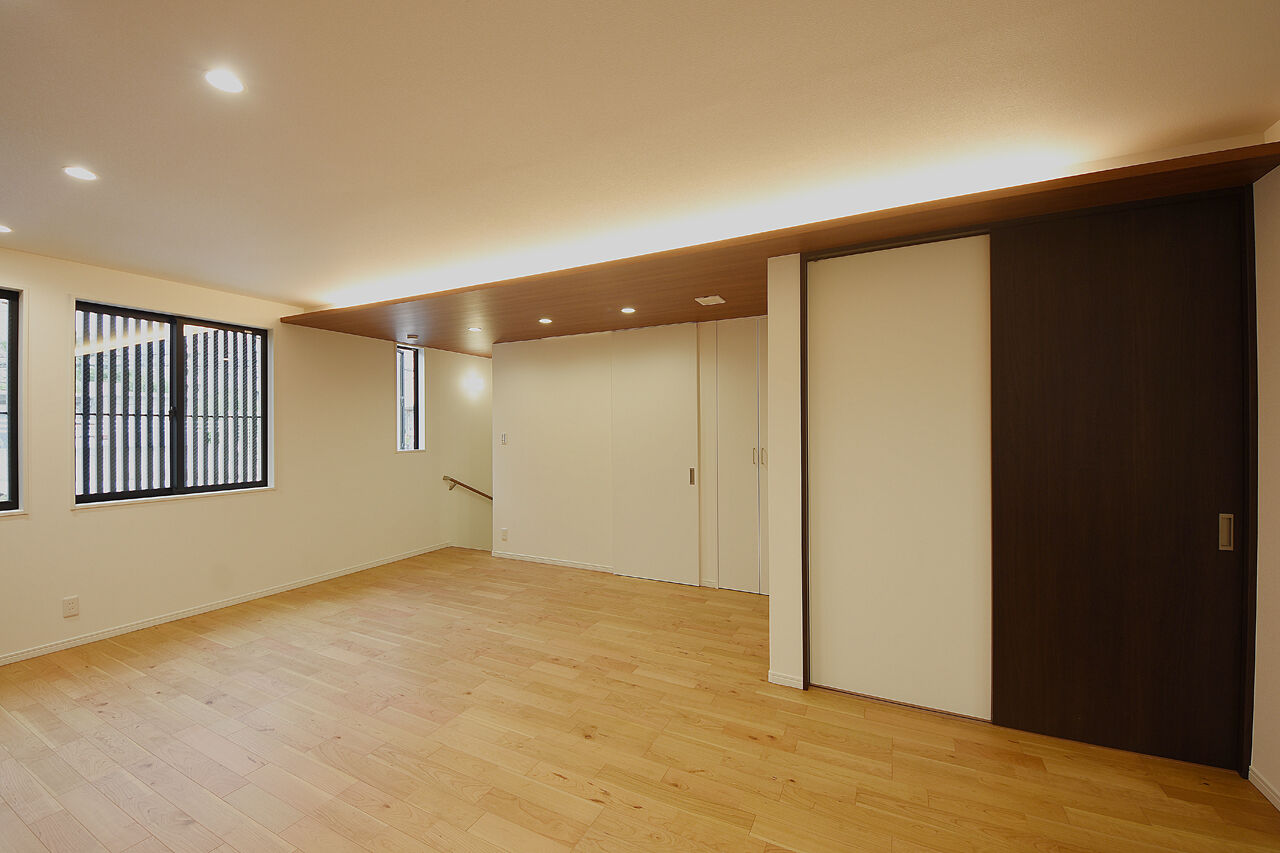 桝田工務店 【大阪市内|3000万円台|3階建て|狭小地20.3坪|間取り図有】広々LDK＆屋上の贅沢空間が魅力のガレージハウスの建築実例画像3