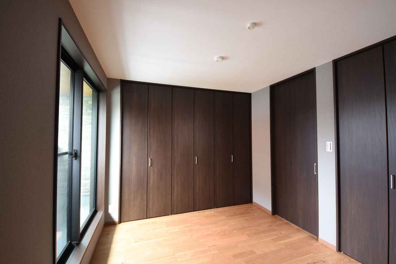 桝田工務店 【大阪市内|3000万円台|3階建て|狭小地20.3坪|間取り図有】広々LDK＆屋上の贅沢空間が魅力のガレージハウスの建築実例画像4