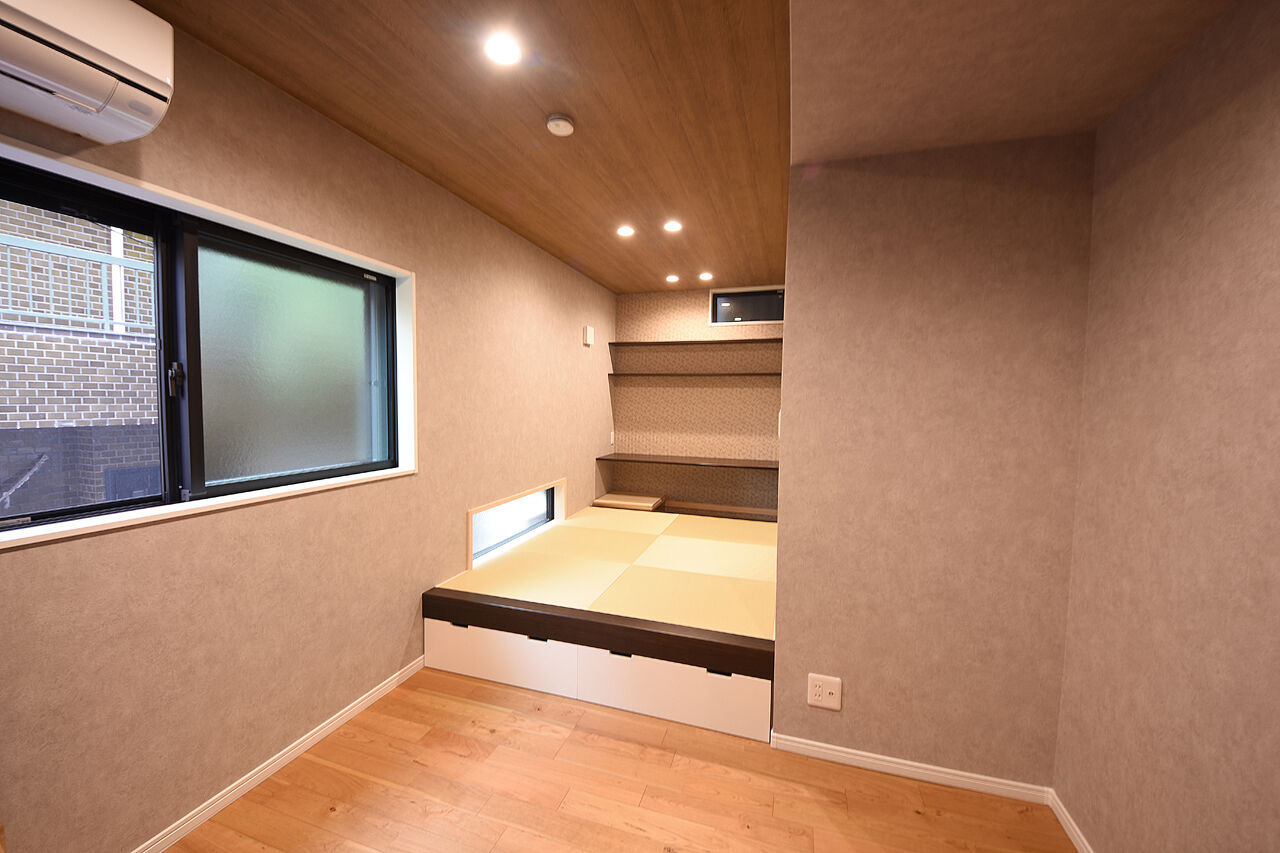 桝田工務店 【大阪市内|3000万円台|3階建て|狭小地20.3坪|間取り図有】広々LDK＆屋上の贅沢空間が魅力のガレージハウスの建築実例画像5