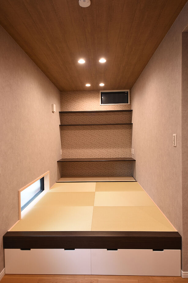 桝田工務店 【大阪市内|3000万円台|3階建て|狭小地20.3坪|間取り図有】広々LDK＆屋上の贅沢空間が魅力のガレージハウスの建築実例画像6