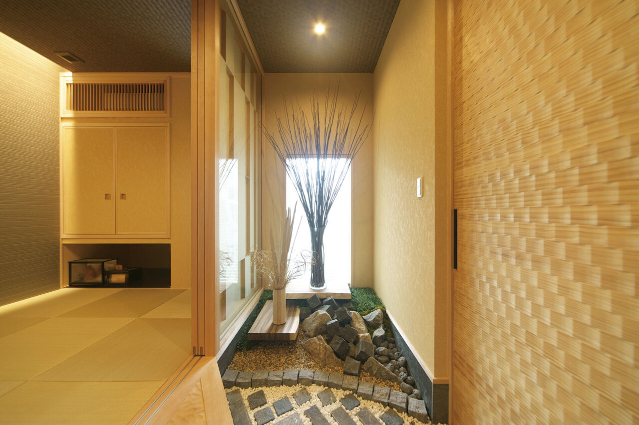 桝田工務店 【大阪市内|4000万円～|2階建て|間取り図有】非日常を味わう離れの和室に、自然光溢れるLDKのある家の建築実例画像7