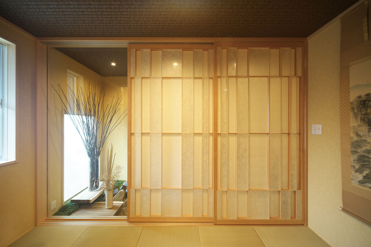 桝田工務店 【大阪市内|4000万円～|2階建て|間取り図有】非日常を味わう離れの和室に、自然光溢れるLDKのある家の建築実例画像8