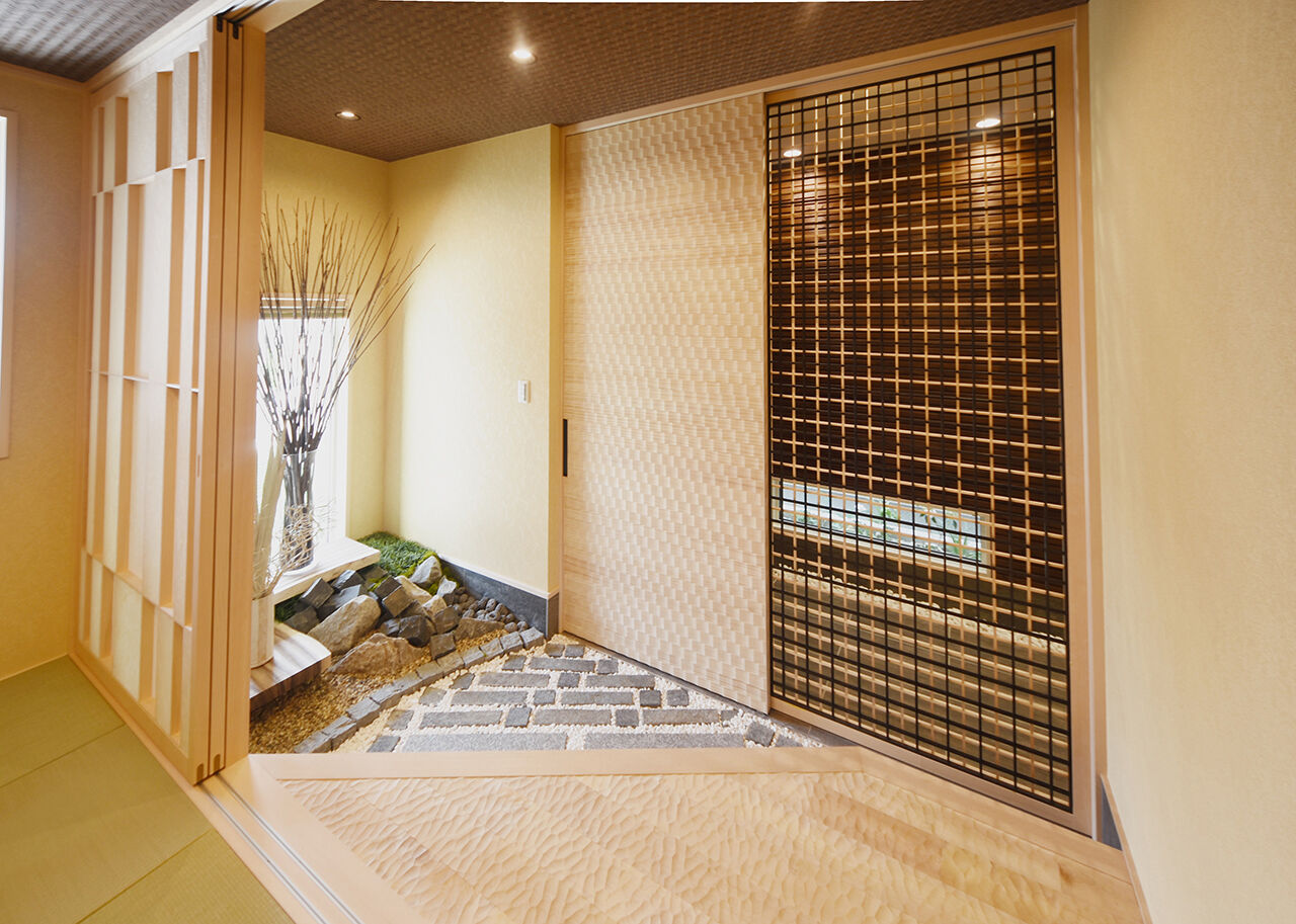 桝田工務店 【大阪市内|4000万円～|2階建て|間取り図有】非日常を味わう離れの和室に、自然光溢れるLDKのある家の建築実例画像9