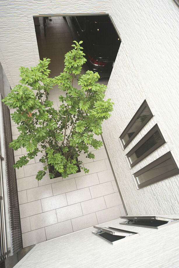 桝田工務店 【大阪市内|3階建て|2階リビング|間取り図有】中庭を中心に光と風を家中に届ける開放的な住まいの建築実例画像5