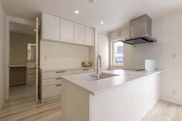 maida koumuten 【2000万円台/岩見沢市/４LDK/間取り】高気密・高断熱な高性能デザイン住宅の建築実例画像3