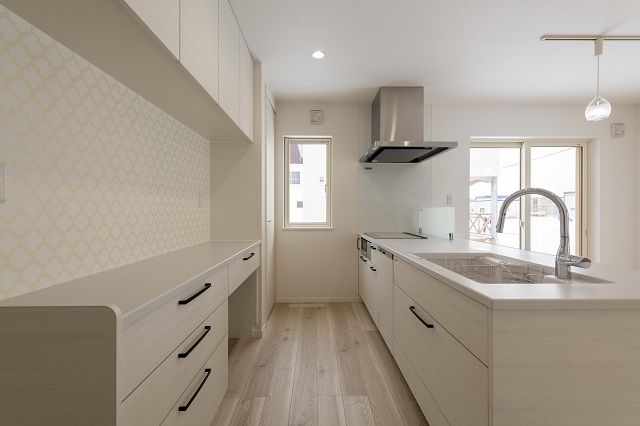 maida koumuten 【2000万円台/岩見沢市/４LDK/間取り】高気密・高断熱な高性能デザイン住宅の建築実例画像4