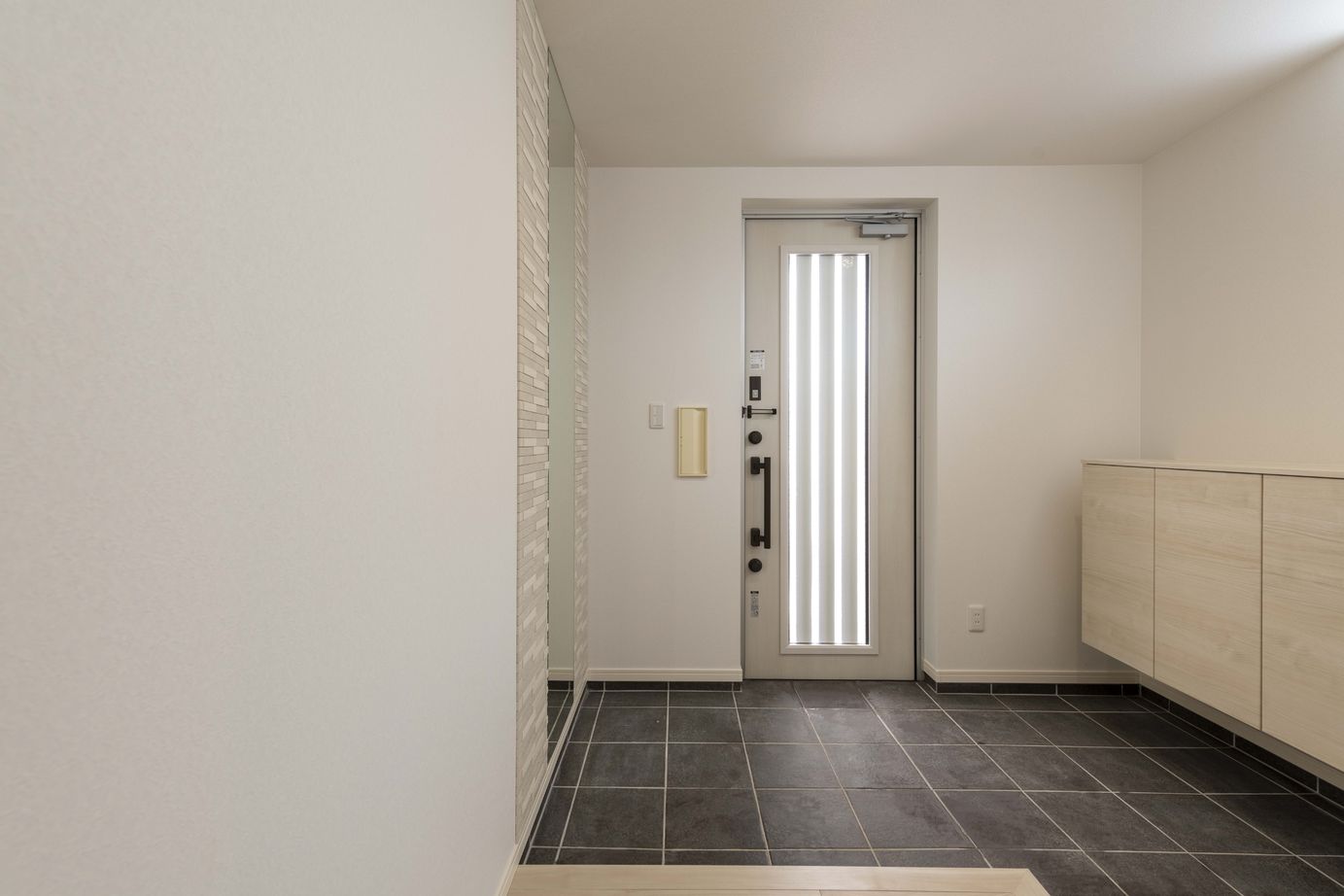 maida koumuten 【2000万円台/岩見沢市/４LDK/間取り】高気密・高断熱な高性能デザイン住宅の建築実例画像7