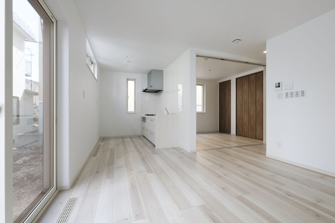 maida koumuten 【札幌市/間取り/二世帯住宅/3階建て】掘こたつ・造作家具・書斎と家族の要望を叶えた二世帯住宅の建築実例画像3