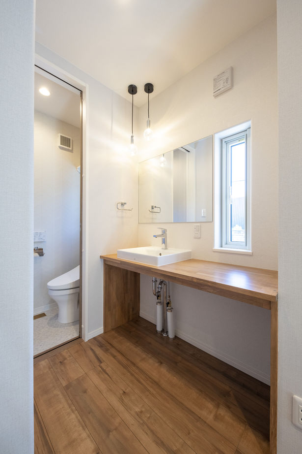 maida koumuten 【2000万円台/札幌市/４LDK/間取り】和室小上がりと鉄骨階段のデザイン住宅の建築実例画像6