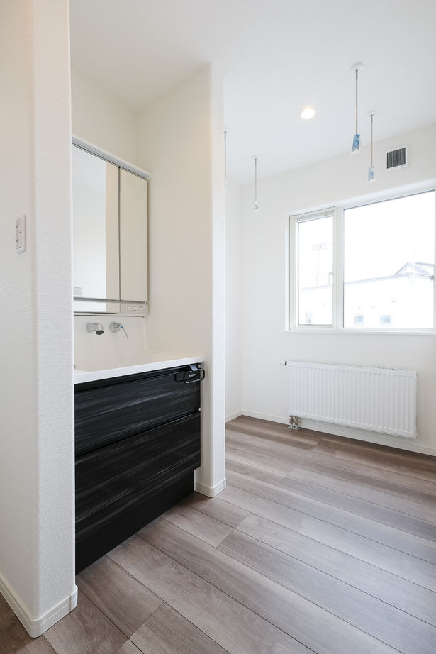 maida koumuten 【2000万円台/札幌市/3LDK/間取り】キッチンからの子供見守り動線でママが安心な住まいの建築実例画像6