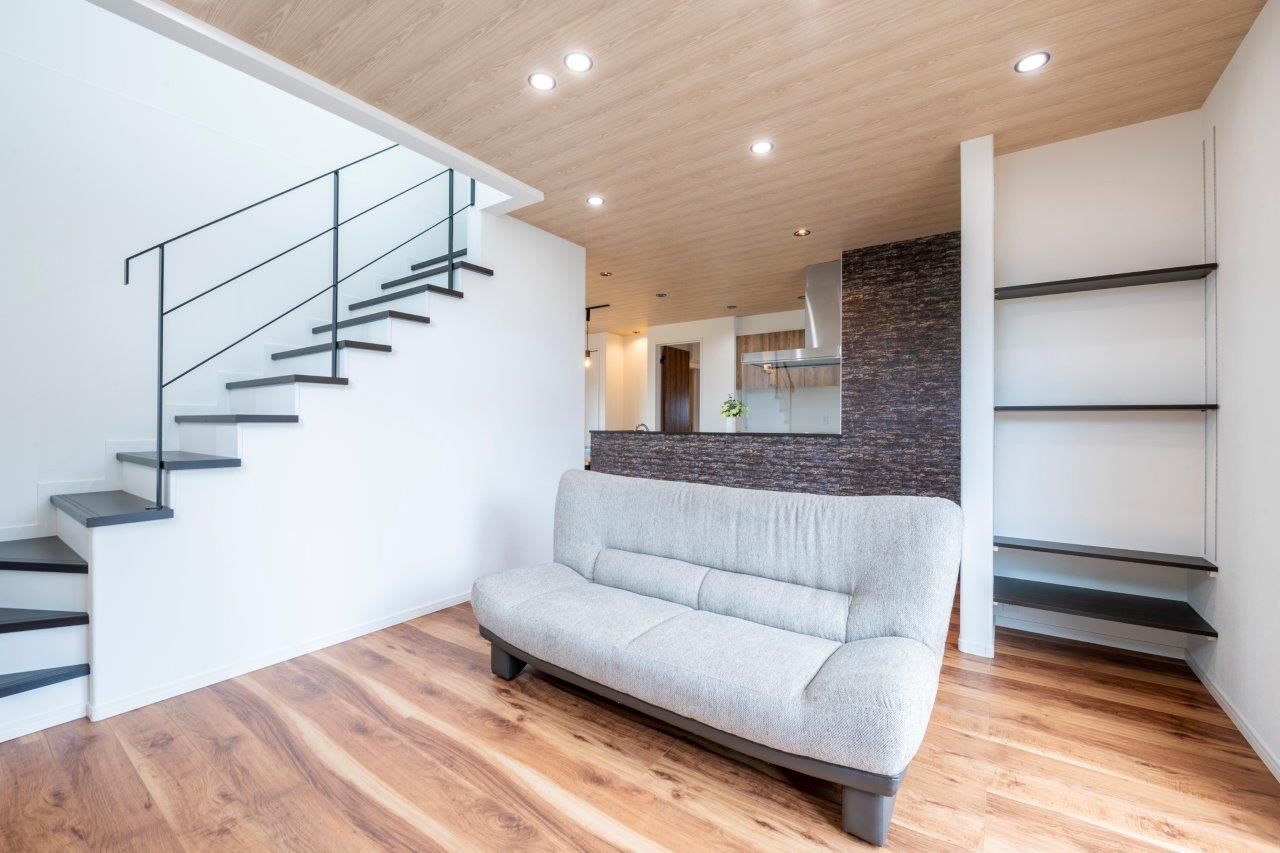 maida koumuten 【2000万円台/江別市/４LDK間取り】家事動線・ファミリークローゼットのある床暖房の家の建築実例画像2