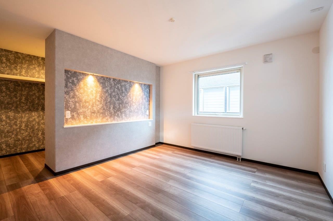 maida koumuten 【2000万円台/札幌市/床暖房/３LDK間取り】大きな窓とコンクリートテラスが特徴の開放的な住まいの建築実例画像10