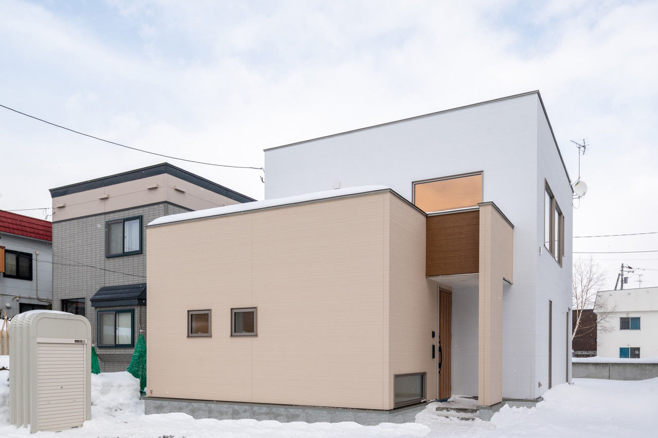 maida koumuten 【2000万円台／吹き抜けリビング／収納充実／スキップフロア】家事ラク＆子育てが楽しい工夫が満載の建築実例画像1