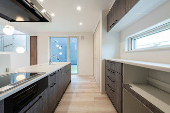 maida koumuten 【札幌市/2000万円台/４LDK間取り／スキップフロア】さりげなく個性が光る快適な家で理想の子育ての建築実例画像5