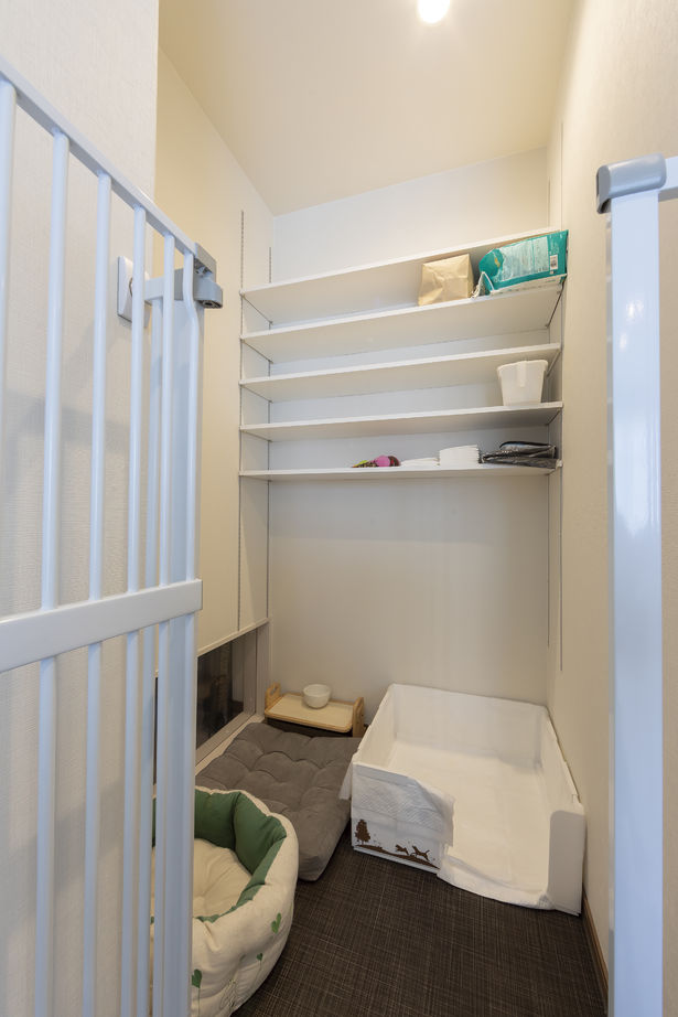 maida koumuten 【ビルドインガレージ×ZEH×平屋】妥協０のデザイン・経済性・暮しやすさ…愛犬も伸び伸びドッグラン付きの建築実例画像16