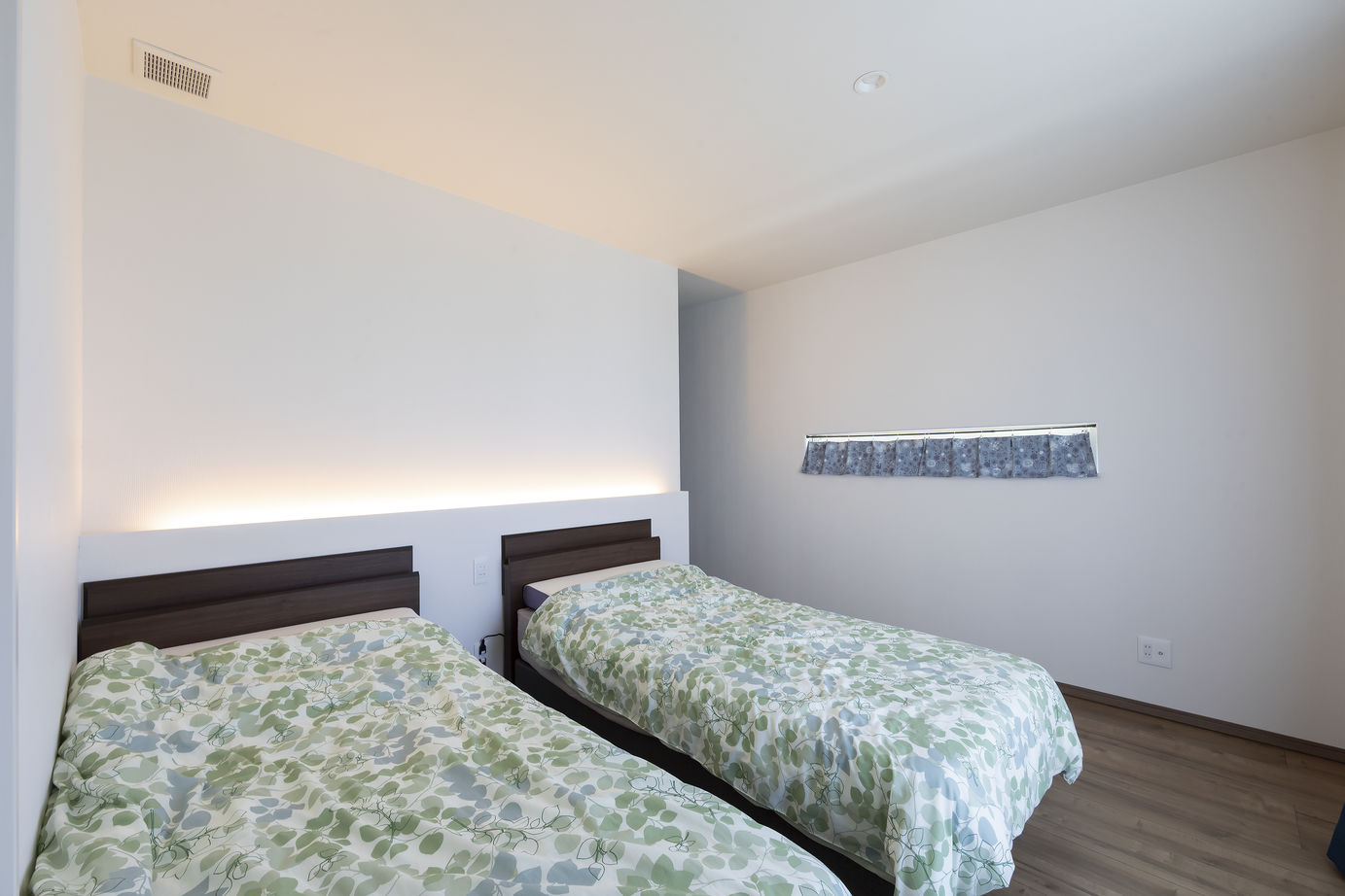 maida koumuten 【ビルドインガレージ×ZEH×平屋】妥協０のデザイン・経済性・暮しやすさ…愛犬も伸び伸びドッグラン付きの建築実例画像17