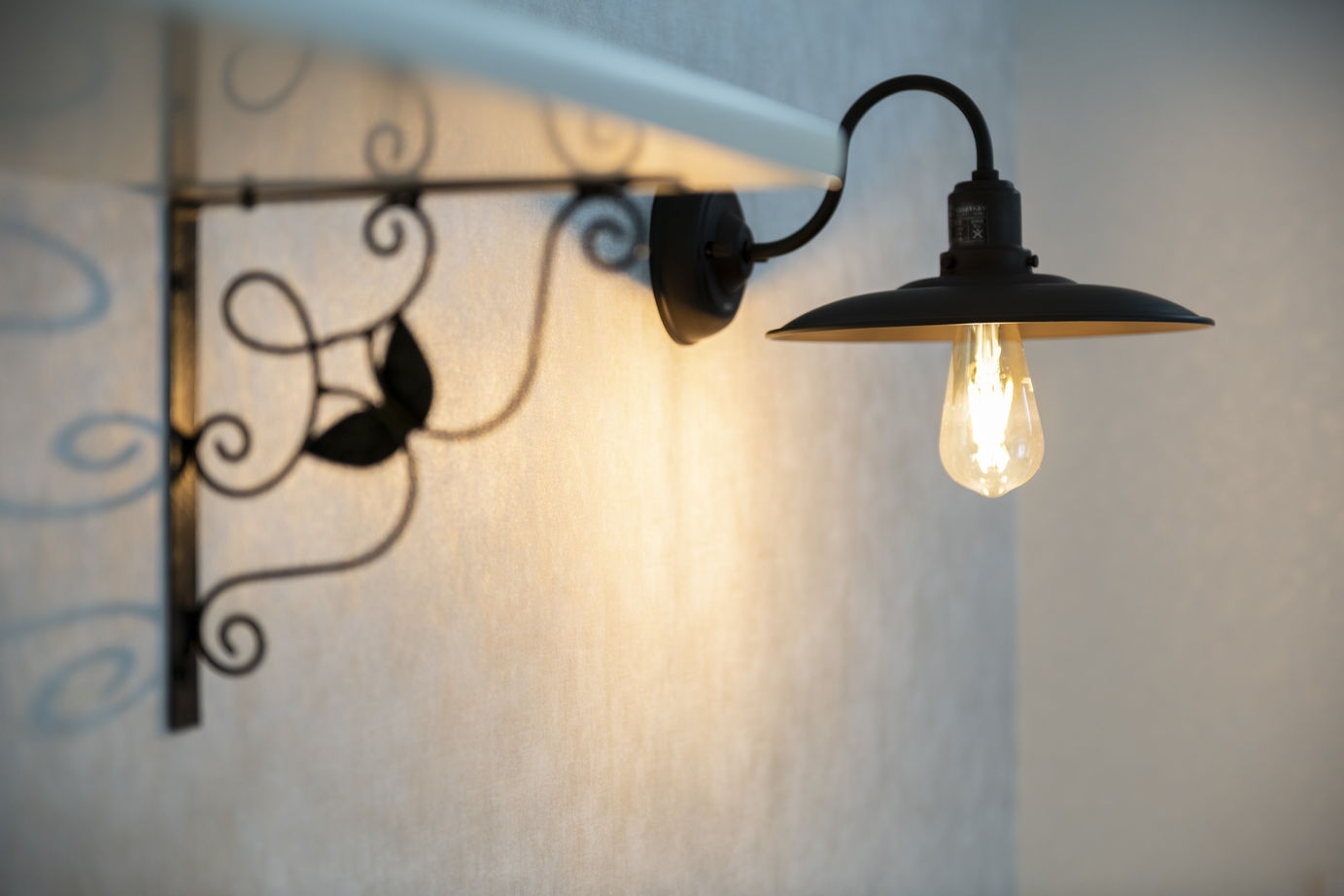 maida koumuten 【札幌市/2000万円台/収納充実/家事ラク/書斎】理想をカタチにした造作家具が映える家の建築実例画像7