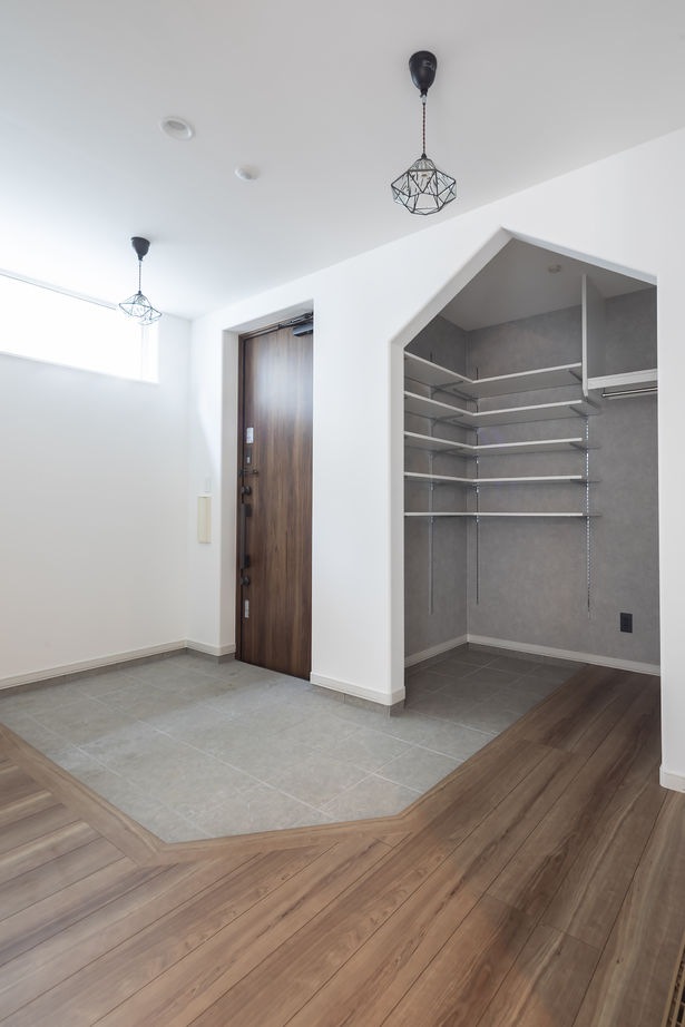 maida koumuten 【札幌市/2000万円台/４LDK間取り/吹抜け/書斎】木のぬくもりを感じる和モダンな住まいの建築実例画像9