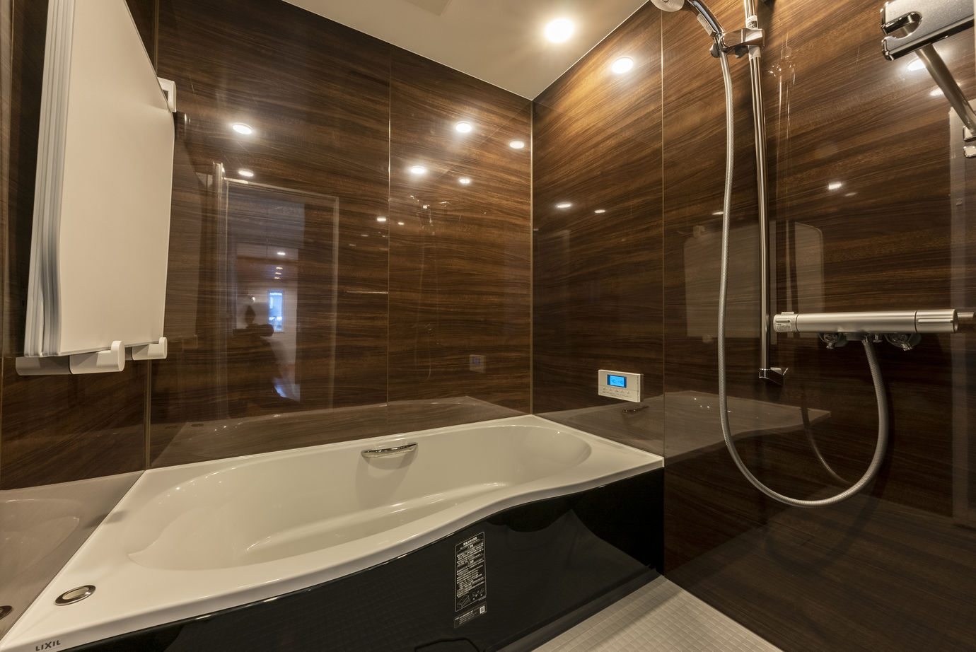 maida koumuten 【札幌市/2000万円台/３LDK間取り/家事動線】遊び心あるキャットウォークがあるお家の建築実例画像8