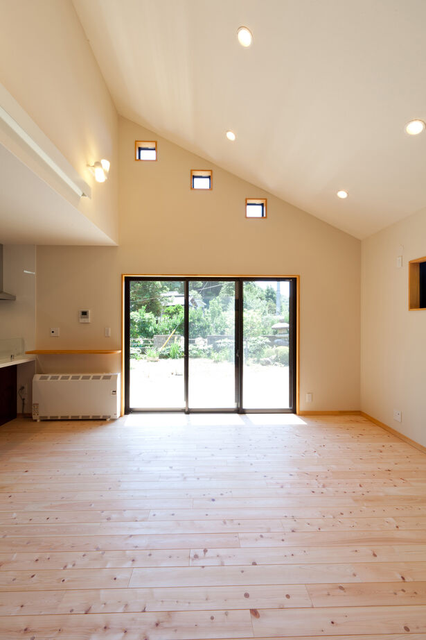 【平塚・大磯・二宮で建てる】空創工房 【平屋／延床27.5坪】プライバシーの保護、寝室の位置、平屋づくりに活きる女性目線の間取りと設計の建築実例画像2