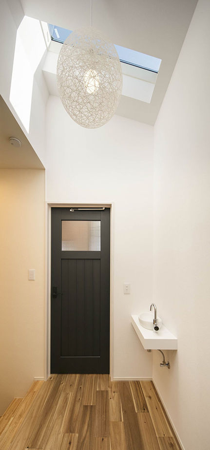 ひのき乃工房　ムクヤホーム 【30坪台/間取り/ビルトインガレージ/吹き抜け】カラマツの無垢材が温かみのある空間をつくるの建築実例画像15