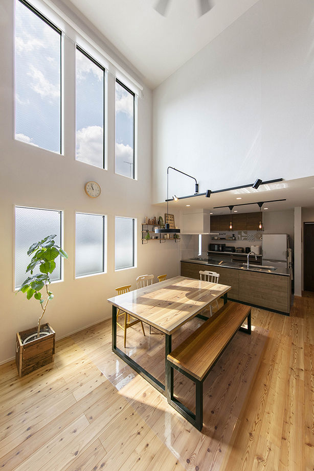 ひのき乃工房　ムクヤホーム 【2000万円台/30坪台/間取り/吹き抜け/DIY】インテリアや間取り、自然素材のこだわりを実現した住まいの建築実例画像2