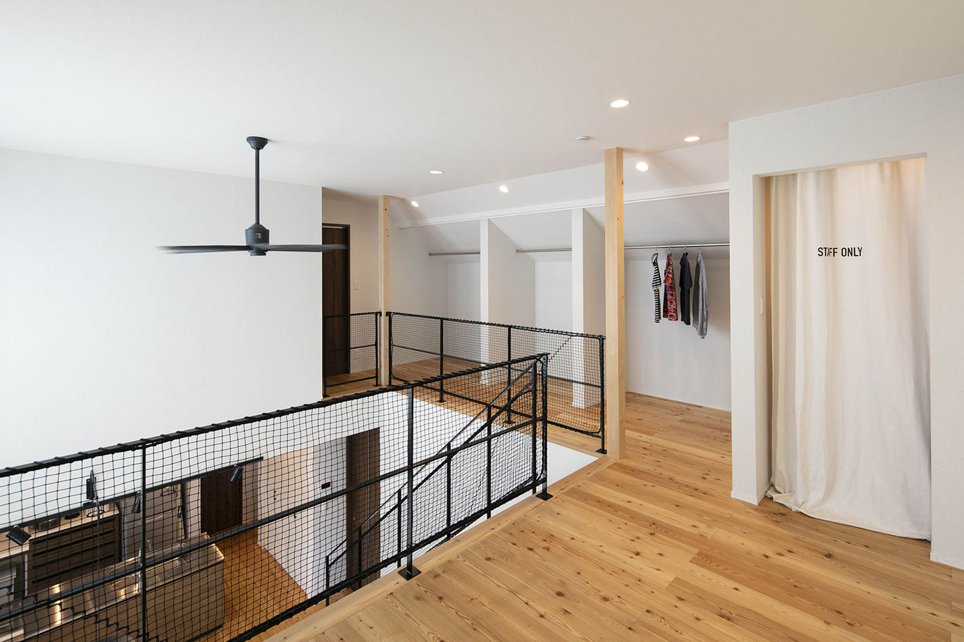 ひのき乃工房　ムクヤホーム 【2000万円台/30坪台/間取り/吹き抜け/DIY】インテリアや間取り、自然素材のこだわりを実現した住まいの建築実例画像13