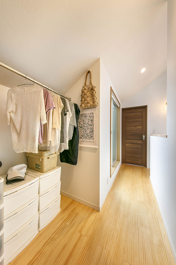 ひのき乃工房　ムクヤホーム 【2000万円台/20坪台/間取り/狭小/ウッドデッキ】高さ5.5mの吹き抜けの解放感と自然素材が心地よい注文住宅の建築実例画像16